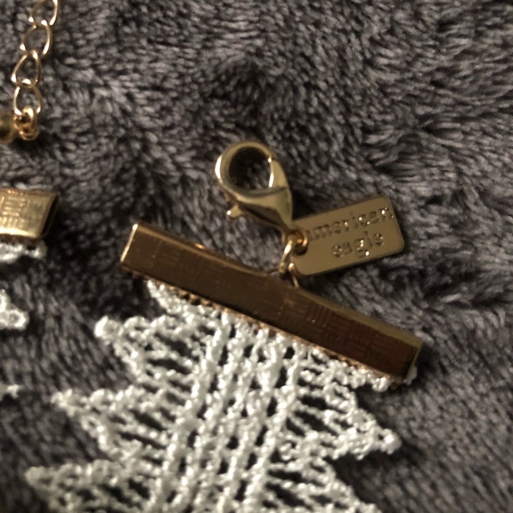 American eagle white Choker